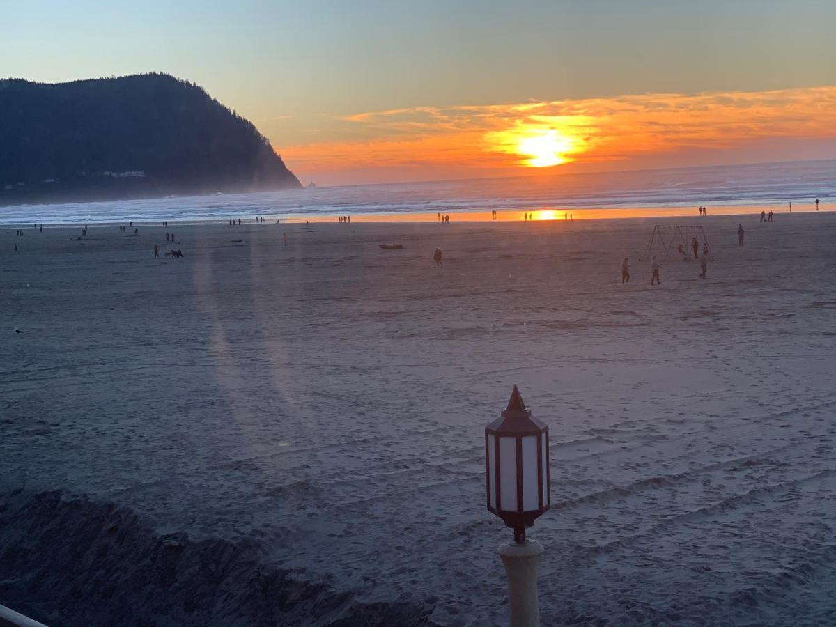 موتيل The Ocean Front At سيسيدي، مونتيري، كاليفورنيا المظهر الخارجي الصورة
